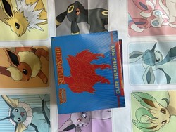 Pokémon Sword and Shield Elite Trainer Box (Zacian)