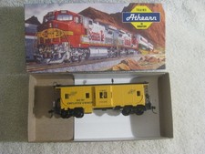 Vintage Athearn Chicago Northwestern 1289 Bay...