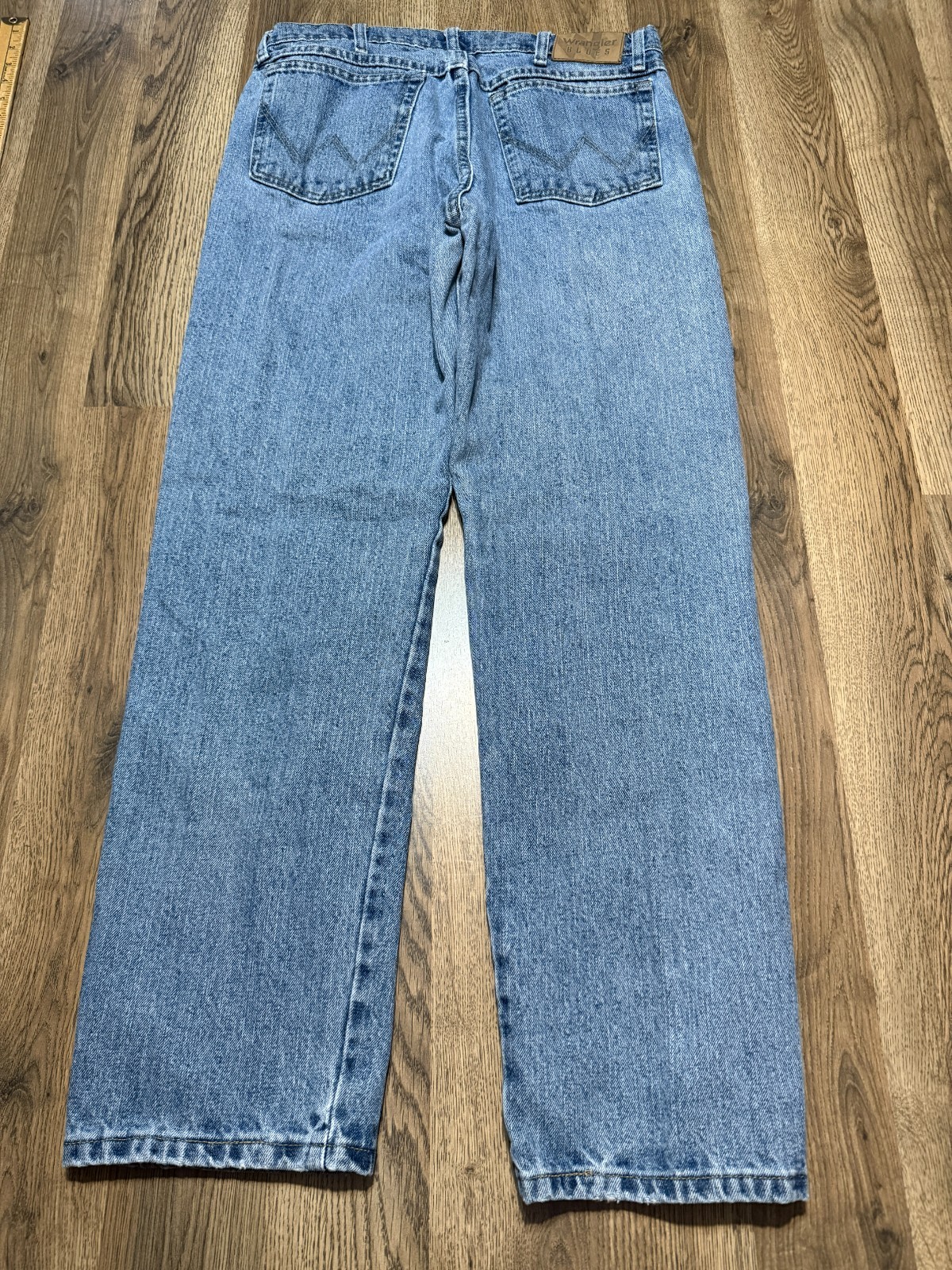 Wrangler Jeans, Men's Size 34x30, Blues, Denim, Straight Leg, Pockets thumbnail 2