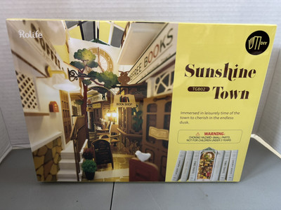Sunshine Town 3D Creative Bookends DIY Project Rolife NEW SEALED (TGB02)