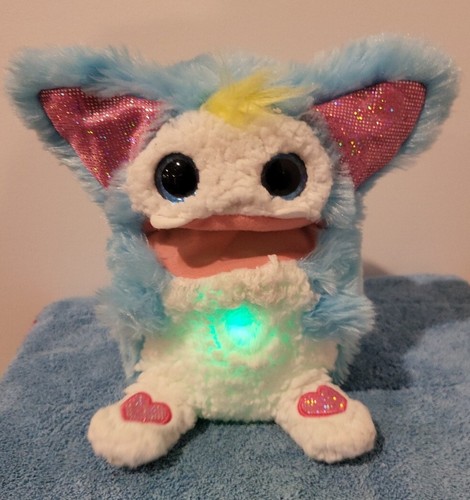 Takara Tomy Rizmo Blue Furry Love Heart Evolving 8