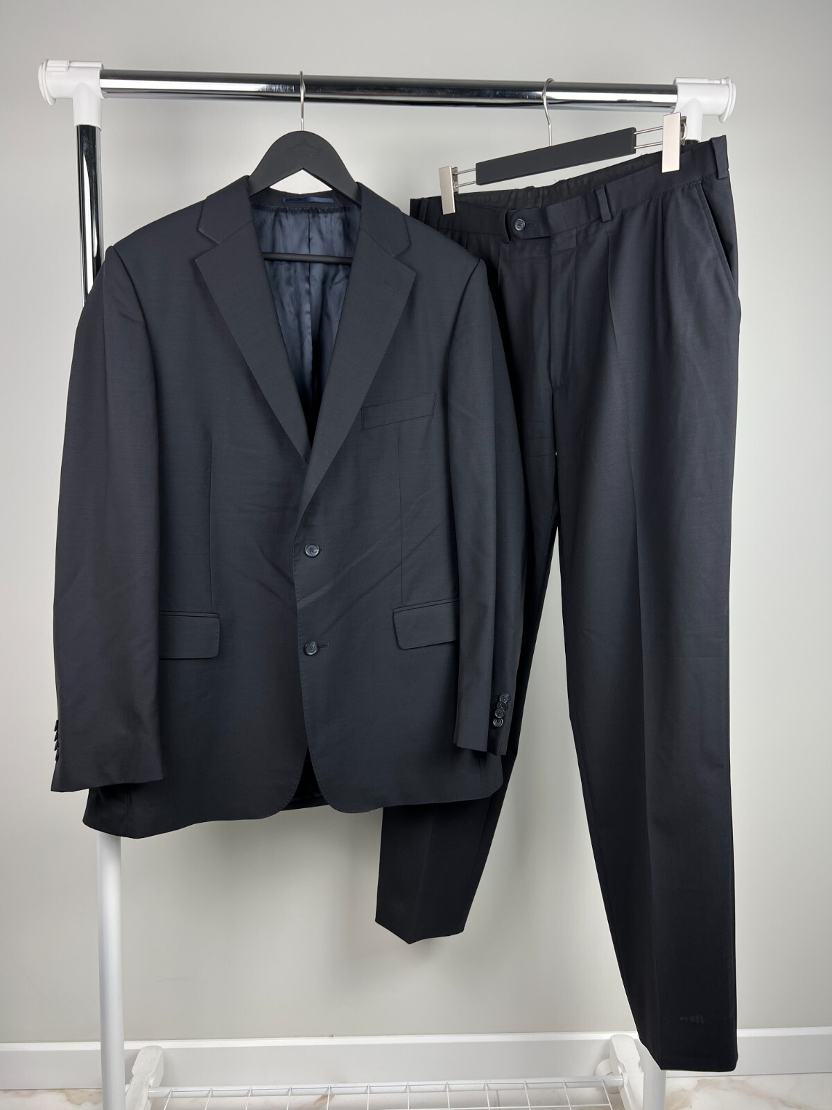 Eduard Dressler Black Suit 100% Virgin Wool Size 54