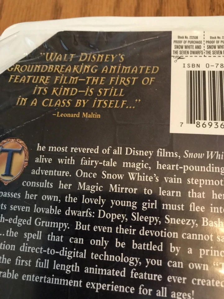 Walt Disney's Snow White and the Seven Dwarfs Platinum Edition VHS - Image 3 of 4