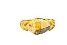 Anello Bvlgari Bulgari Naturalia Pesce In Oro Giallo 18 Carati E Diamante Rubino