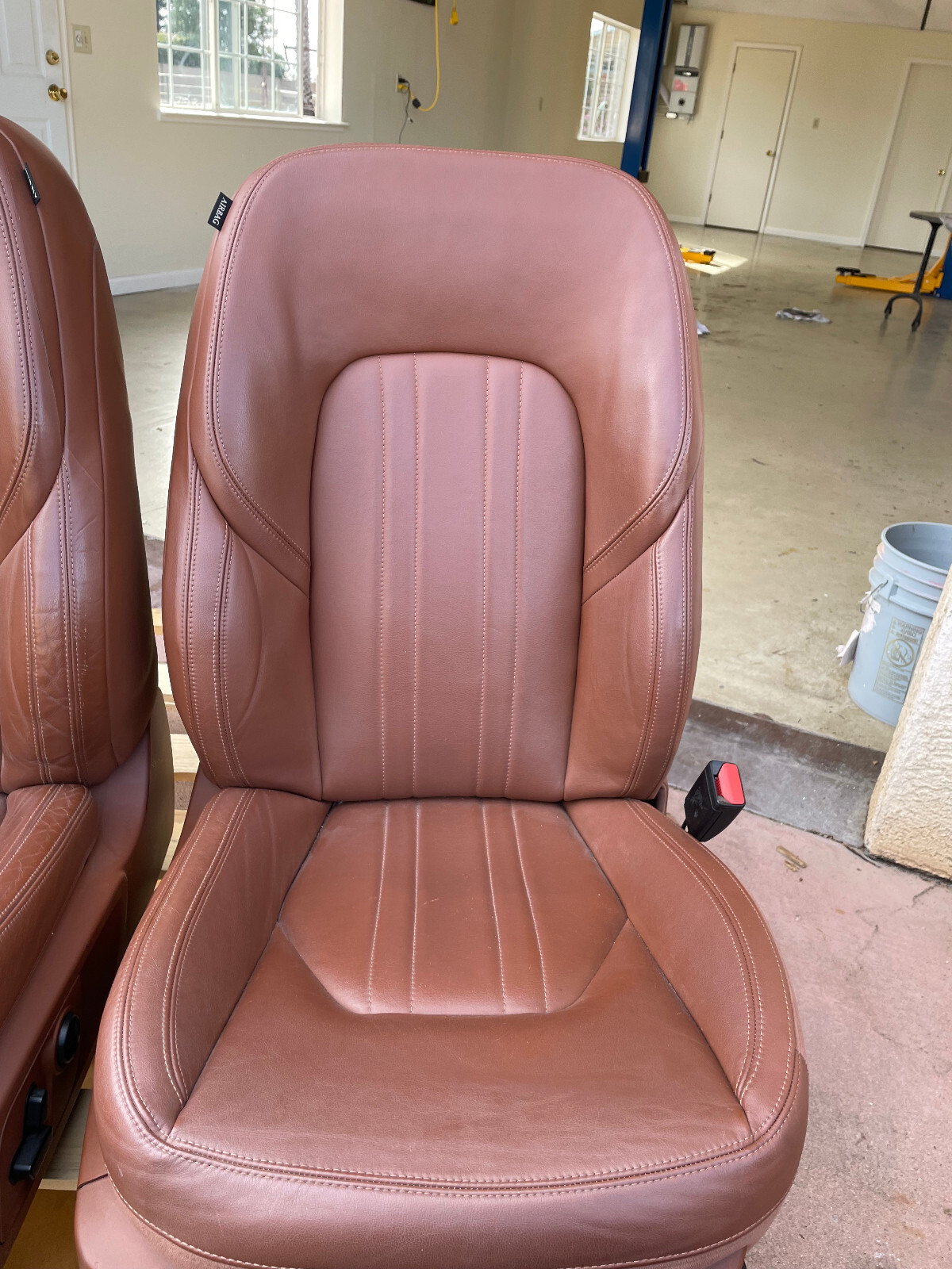 MASERATI sedan leather seats - full set