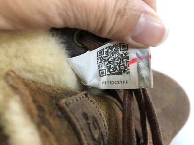UGG MEN KRAMER BOMBER JACKET CHESTNUT CHUKKA SHOE US 11 / EU  display picture 3