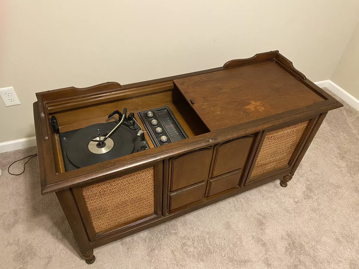 Sylvania Model Sc21 Vintage Console