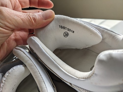 Schuh Chunky White Trainers Top Hook/Loop Fasteners Size 6 Used Condition - Picture 8 of 8
