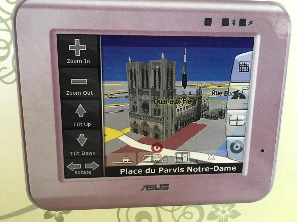 Asus R300 3.5” Portable Navigator Navigation (color: pink) Touch Screen GPS, New - Image 2 of 4