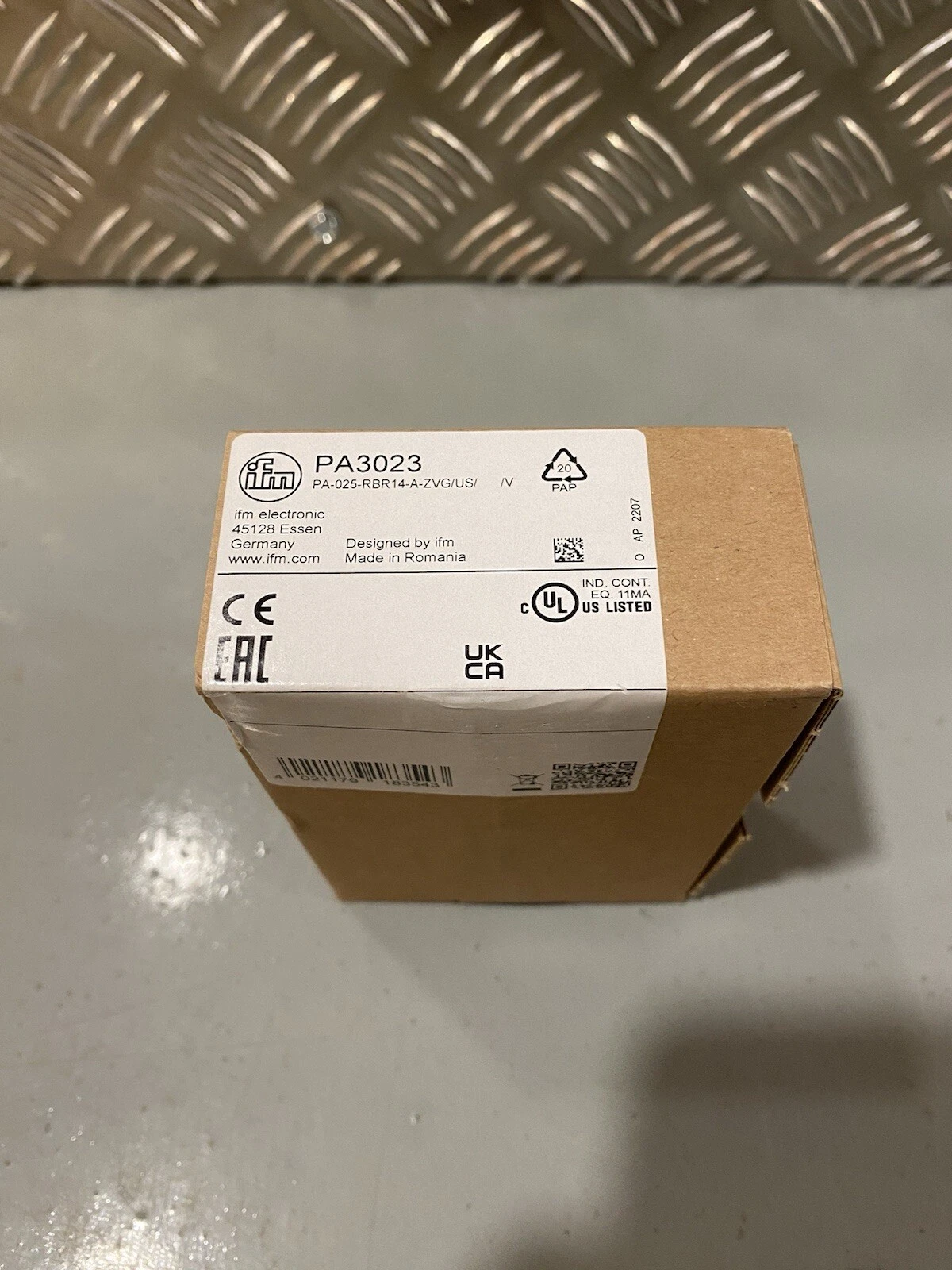 IFM PA3023 Pressure Sensor G 1/4 I Range 0-25bar Out 4-20mA Brand New In Box 3