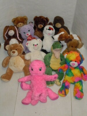 HUGE LOT OF BUILD A BEAR (15) ANIMALS BOX CLOTHING ACCESSORIES VERY NICE GROUP 