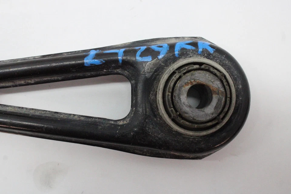 2015 AUDI Q7 SUSPENSÃO PASSAGEM LATERAL TIRANTE BRAÇO DE CONTROLE DE PISTA TRASEIRO DIREITO FABRICANTE DE EQUIPAMENTO ORIGINAL 07-15 - Imagem 2 de 4