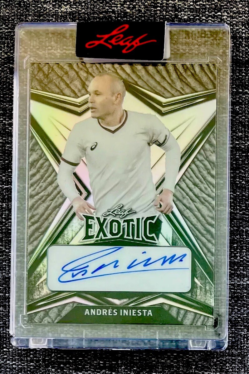 A. INIESTA サイン入り記念品 背番号8 A. INIESTA サイン入り記念品 背番号8 アンドレス・イニエスタ