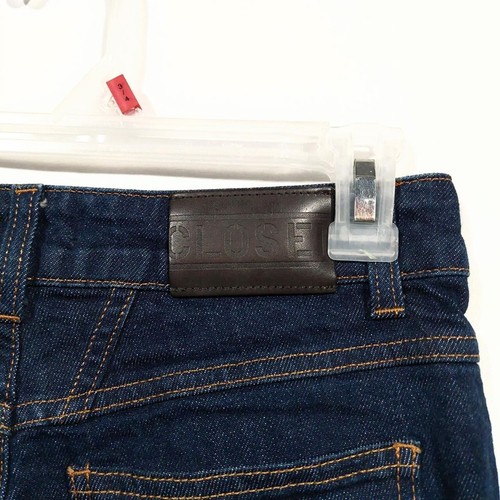 CLOSED Jeans Women's Sz 25, Two Tone Blue Denim, Cut off Straight Leg, High Rise - Picture 6 of 8