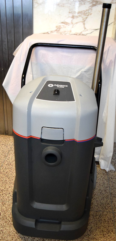 Nilfisk Advance VL500 Wet/ Dry Vac