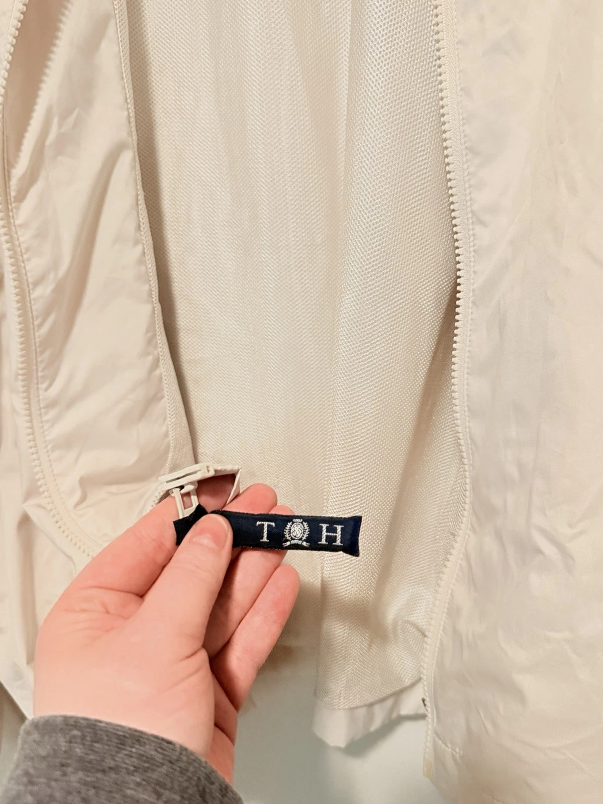 Tommy Hilfiger Vintage Men's White Full Zip Windbreaker Jacket Big & Tall 2XL - product detail image 9