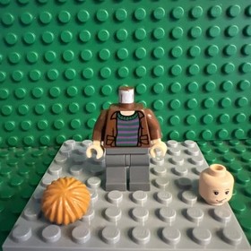 Lego Ron Weasley 4758 10132 Prisoner of Azkaban Harry Potter Minifigure NICE
