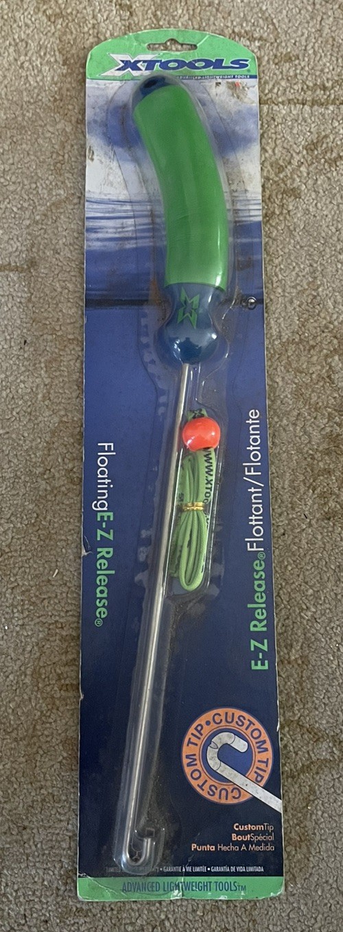 NOS XTOOLS Floating E-Z Release 10” Hook Remover