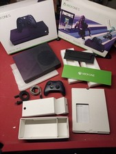 Console Xbox One S – Modèle 1681 – Édition Fortnite – Bon état Occasion