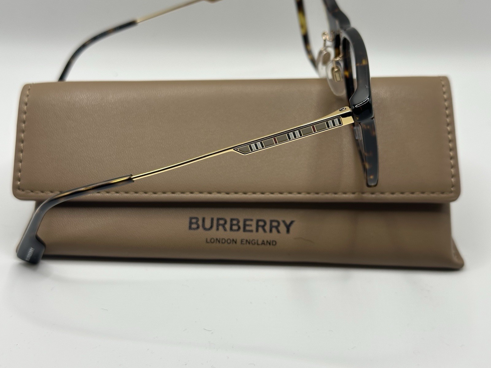 New BURBERRY Eyeglasses 140 Black & Gold Frames Burberry Plaid thumbnail 2