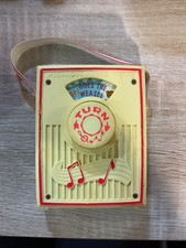 1972 Fisher Price Toys Music Box Pocket Radio No.775 Pop Goes the Weasel Works