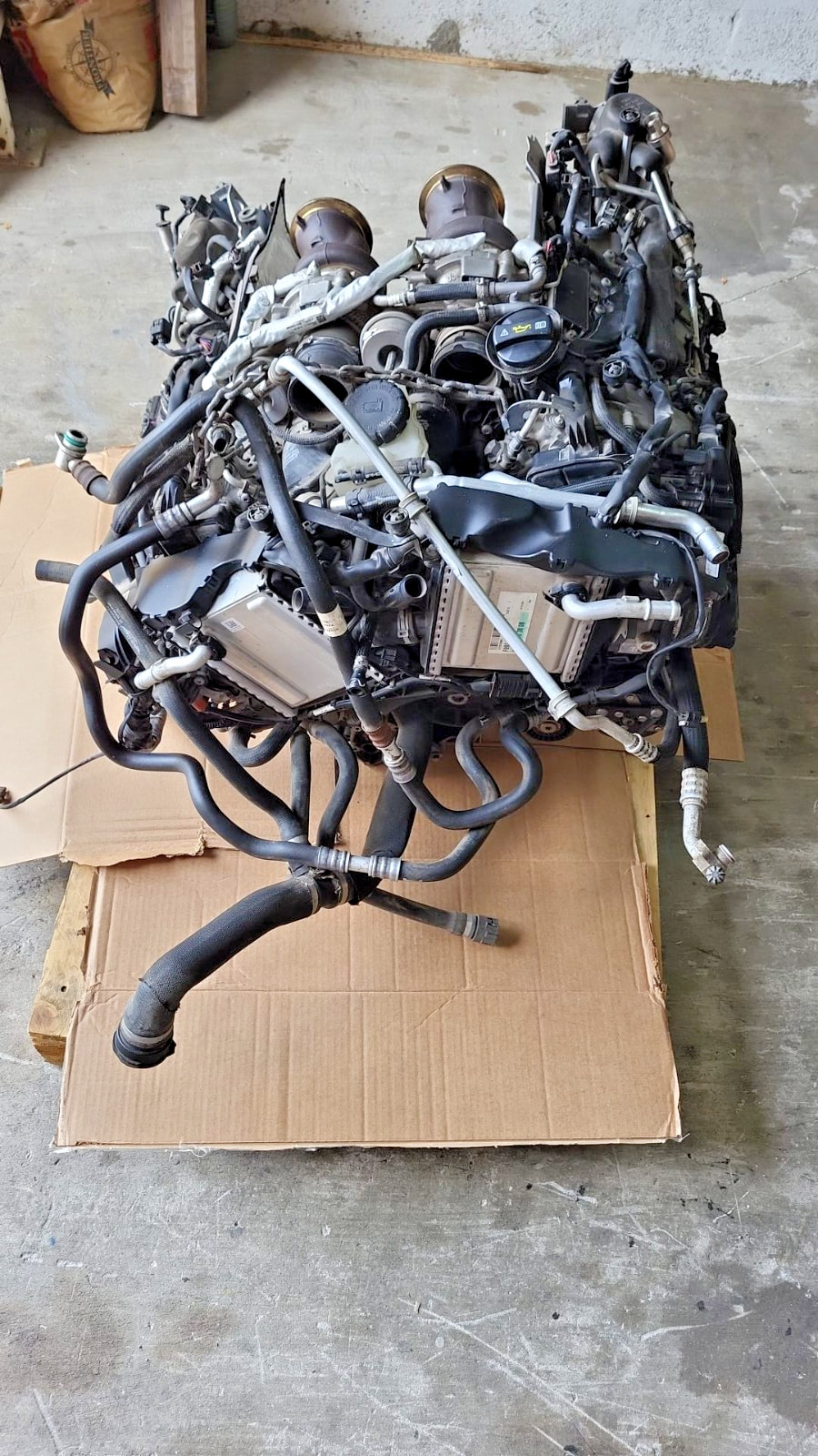 2019 - 2023 ASTON MARTIN DB11 OEM 4.0L TWIN-TURBO V8 M177 ENGINE 34K USA located