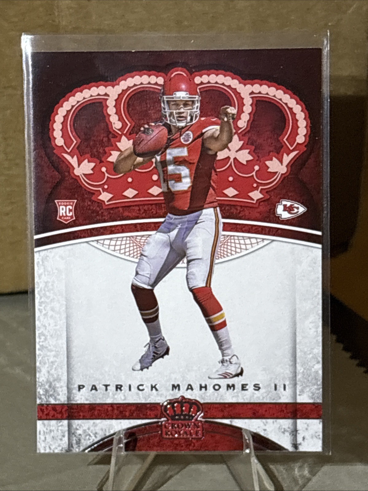 2017 Panini Preferred - Crown Royale Rookies Patrick Mahomes II #84 (RC)