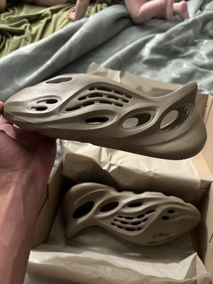 Adidas Yeezy Foam Runner Stone Taupe Size 9M US Brand New OG Box