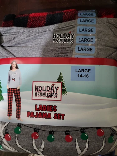 HOLIDAY FAMJAMS Ladies Pajamas In Grey, L