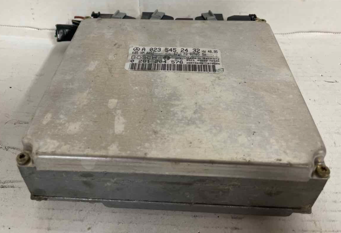 Mercedes-Benz E320 Engine Computer Control ECM ECU Module Fits 