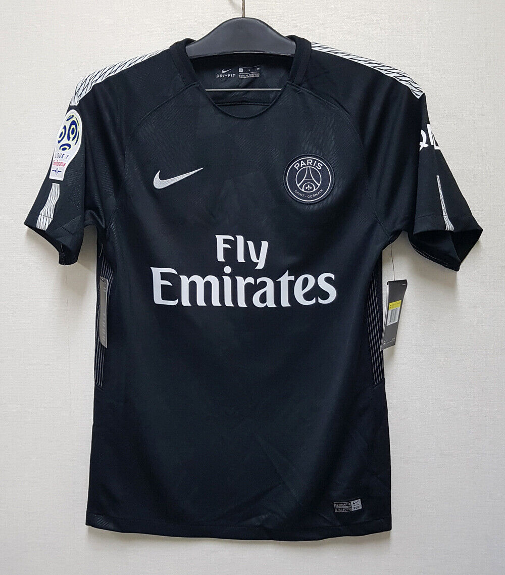 Paris Saint-Germain 2017/18 Nike Third Kit - FOOTBALL FASHION