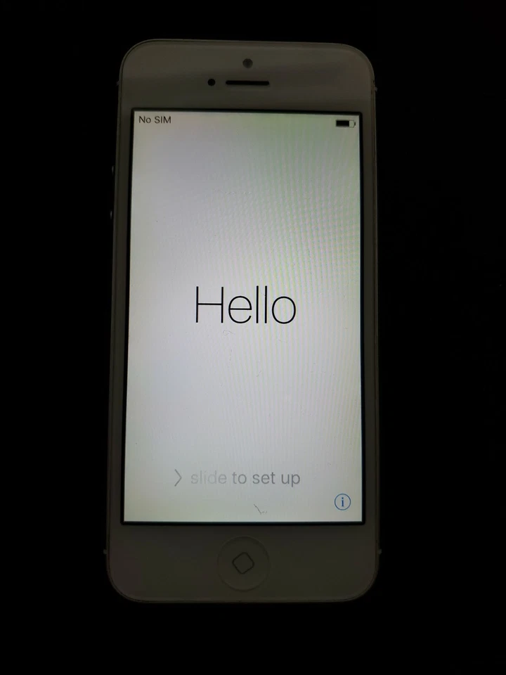 Apple iPhone 5 - 16GB - White & Silver (Unlocked) A1428 (GSM) Unlocked - Image 3 of 3