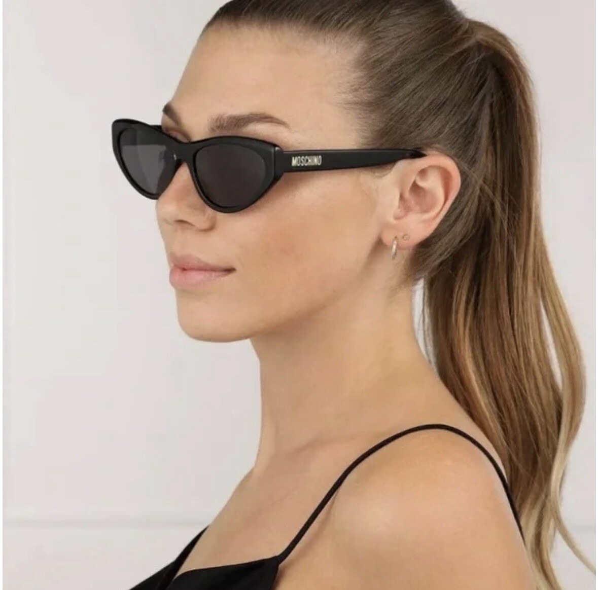 ▪️Moschino Women\'s Sunglasses Black Full Rim New in Case ▪️Moschino Black Full Rim Sunglasses New In Case | eBay main image 3