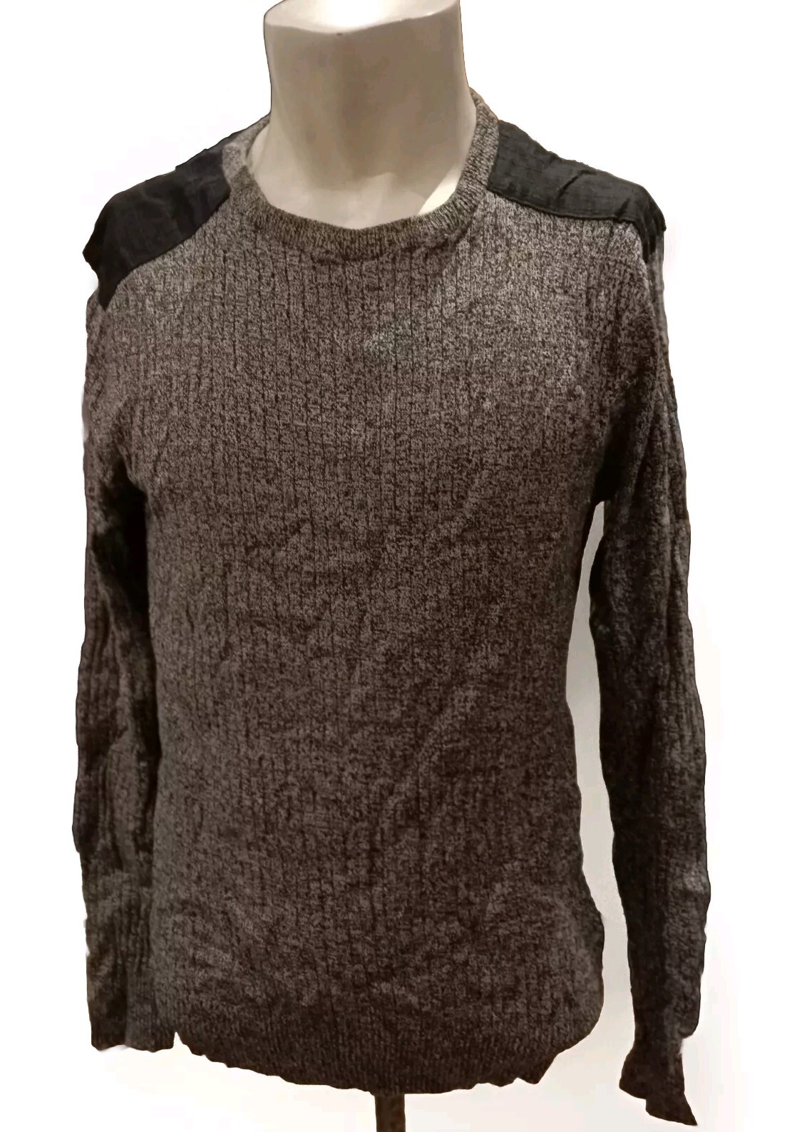 Twistedsoul Men Grey Black Crew neck Knitted Long Sleeve pullover Jumper Size M
