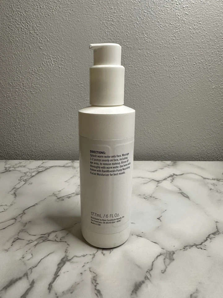 Limpador facial purificador RareMinerals com complexo de solo ativo. 6 Oz. - Imagem 2 de 4