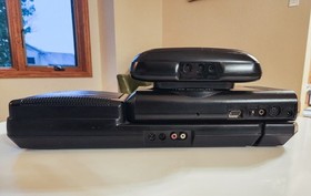 Sega Genesis CD 32X HD Graphics Model 1 Bundle Tested w/ Sonic 2 & Controllers