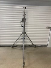 Manfrotto 087NW Steel WIND-UP PHOTOGRAPHY STAND Heavy Duty w/Wheels Brake