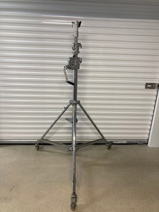 Manfrotto 087NW Steel WIND-UP PHOTOGRAPHY STAND Heavy Duty w/Wheels & Brake