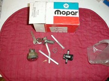 Nos Mopar 1973-74 B Body Trunk Glove Box Lock Set Roadrunner Charger Gtx Nos Mopar 1973-74 B Body Trunk Glove Box Lock Set Roadrunner Charger Gtx