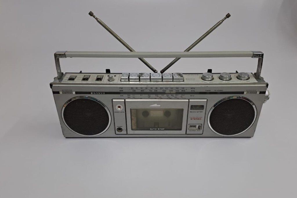 Sanyo M 7700K Band Radio Cassette Recorder Player Vintage Boombox