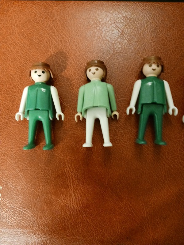 Playmobil Geobra Vintage lot of 5 Cowgirl and Others. 1974.