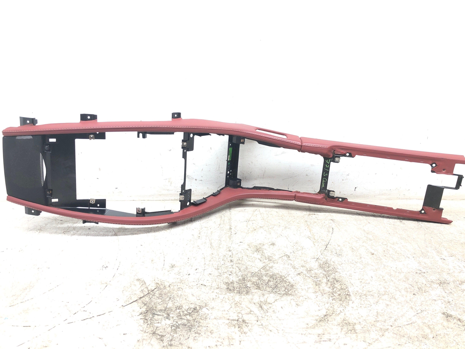 2009 ASTON MARTIN VANTAGE CENTER CONSOLE STACK TRIM LEATHER 8D33-11801-AA OEM