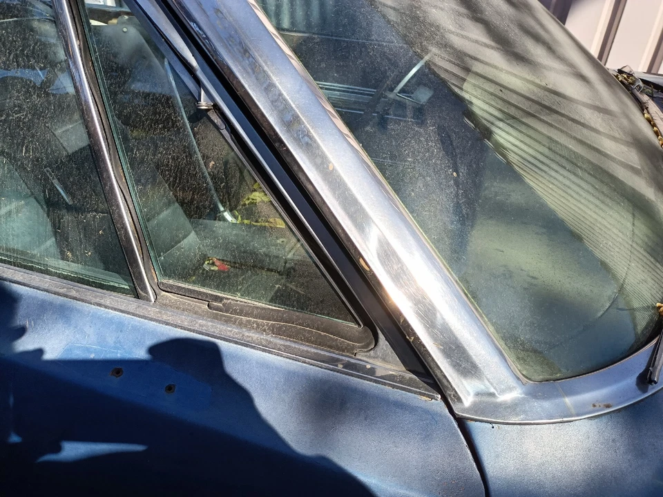 Ford Galaxie 500 XL Mercury 1965 1966 1967 convertible cristal de ventilación delantera derecha Foto 2 de 4