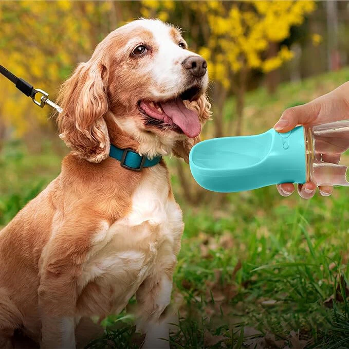 550ml Hunde Trinkflasche für Unterwegs Hund Wasserflasche Haustier Trinknapf DHL - Bild 3 von 4