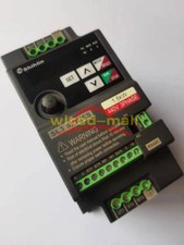 1PCS NEW Shihlin three-phase inverter SL3-043-1.5K 1.5KW