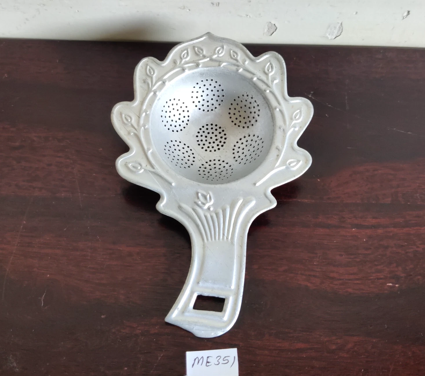 1930s Vintage Aluminium Tea Strainer Old Kitchenware Germany Collectible ME351
Opens in a new window