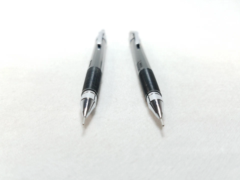 Lote de 2 Lápices Mecánicos Pentel Pmg 0.3mm Versión Antigua PG3 Anillo Oro Años 70 Foto 3 de 4