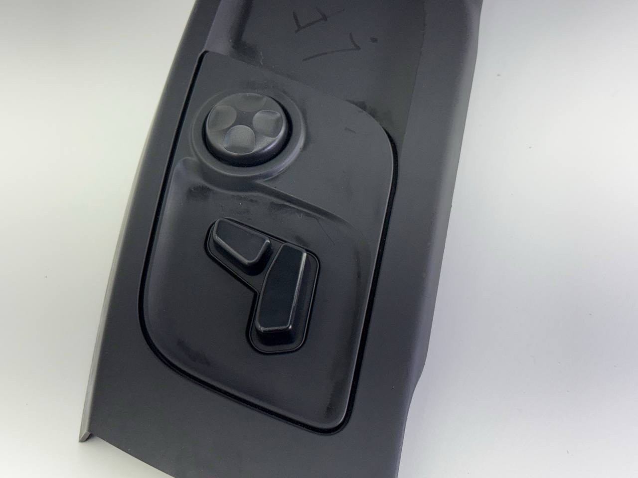 MASERATI GHIBLI FRONT LEFT SIDE DRIVER SEAT CONTROL SWITCH 2014 - 2020 Black 375