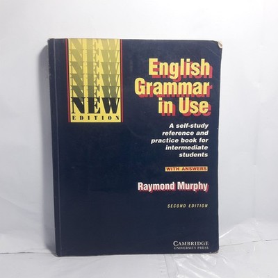 English Grammar in Use With Answers: Reference and Practice for Intermediate...