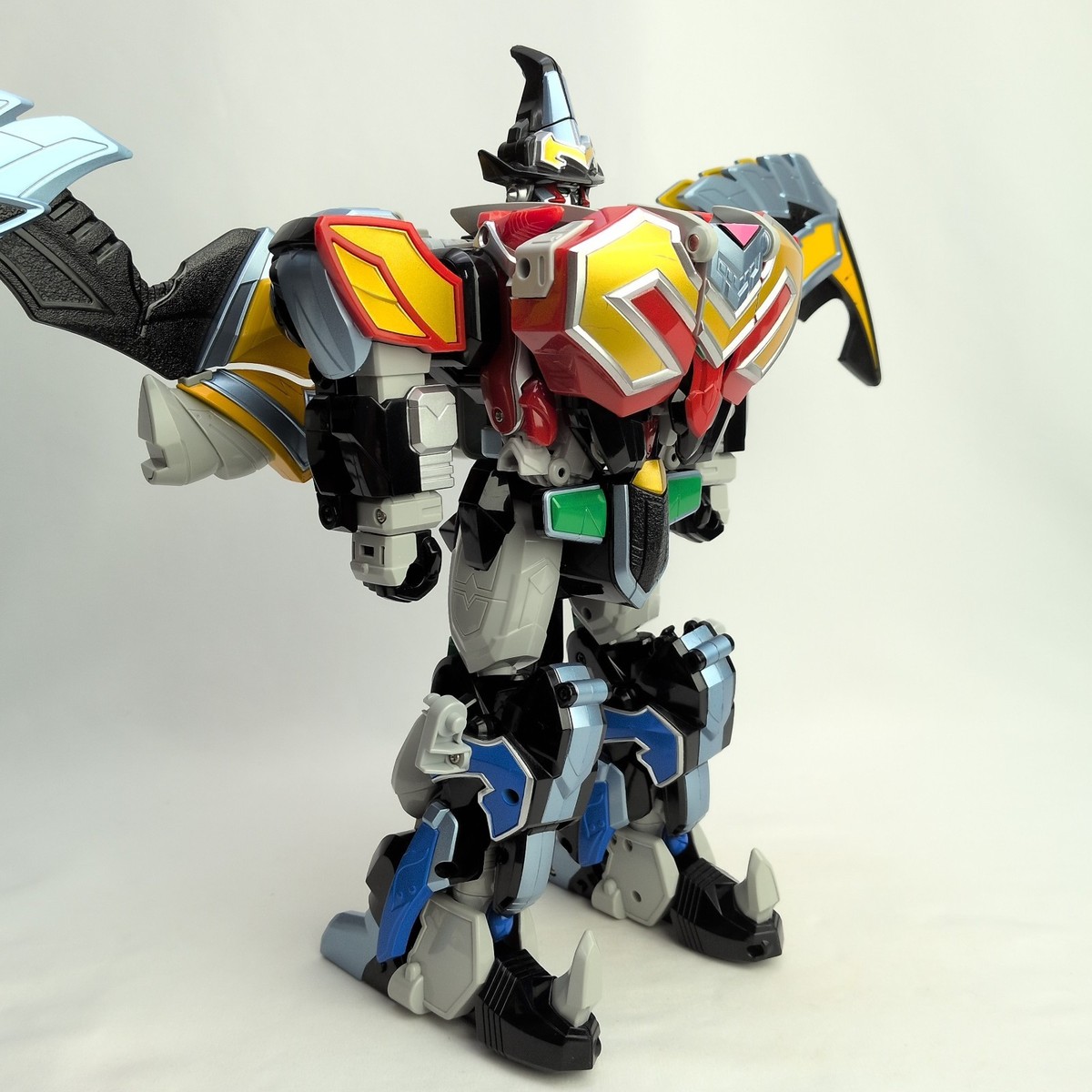 Bandai DX MagiKing Magi King Megazord Power Rangers